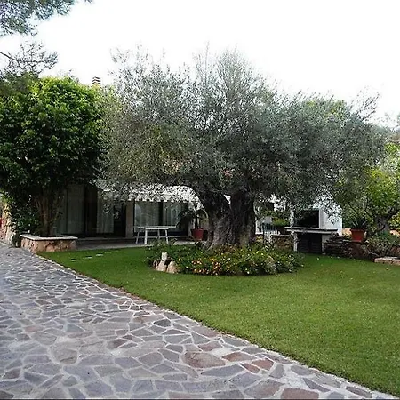 Casa Canoa 4 *